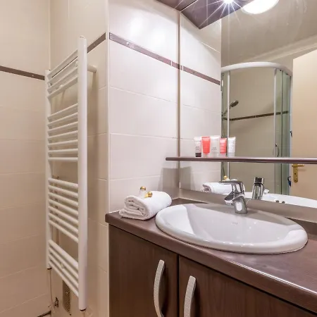 Apartment Renove Avec Belle Vue, Wifi Et Animaux Acceptes - Fr-1-694-147